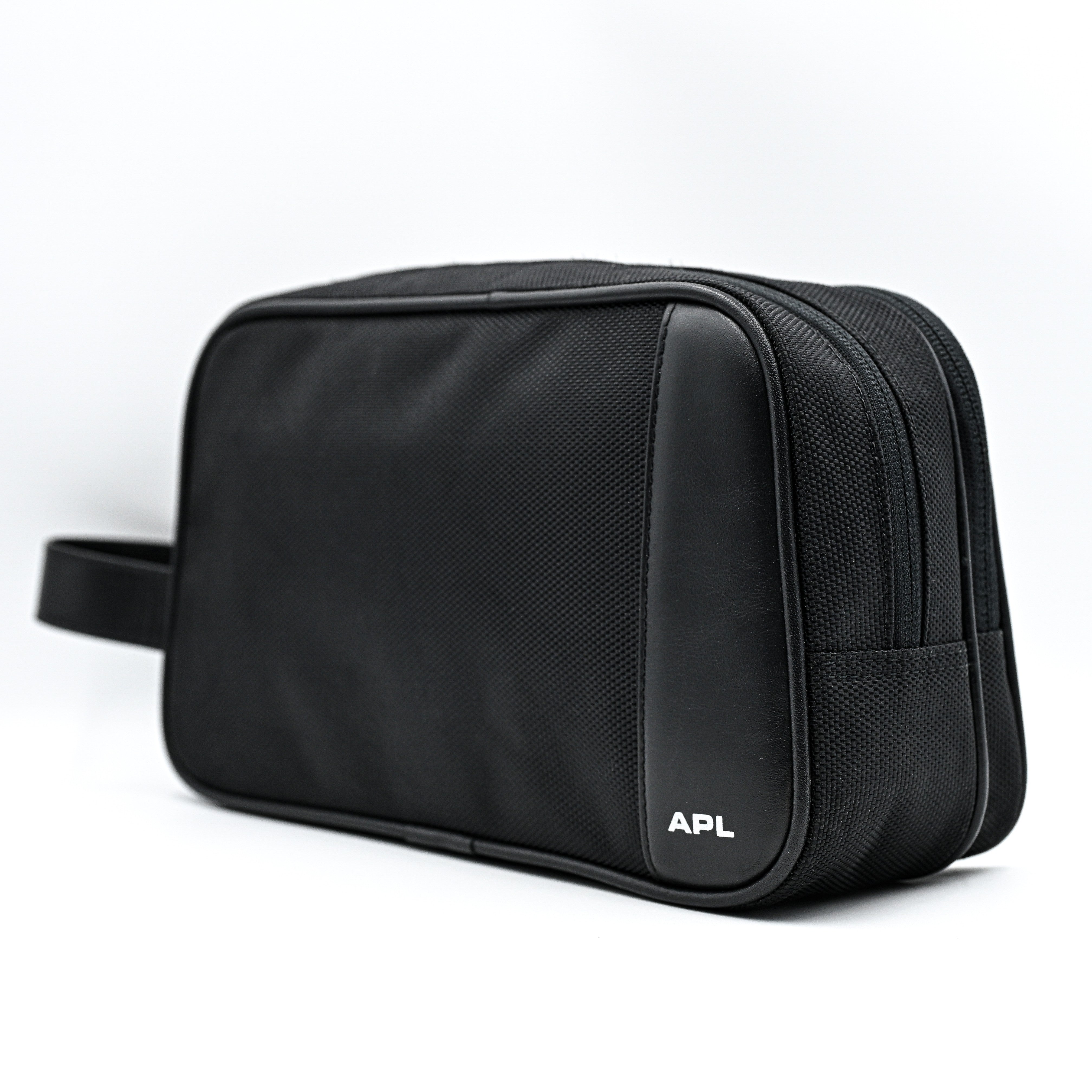 APL Core Bunker Toiletry Kit