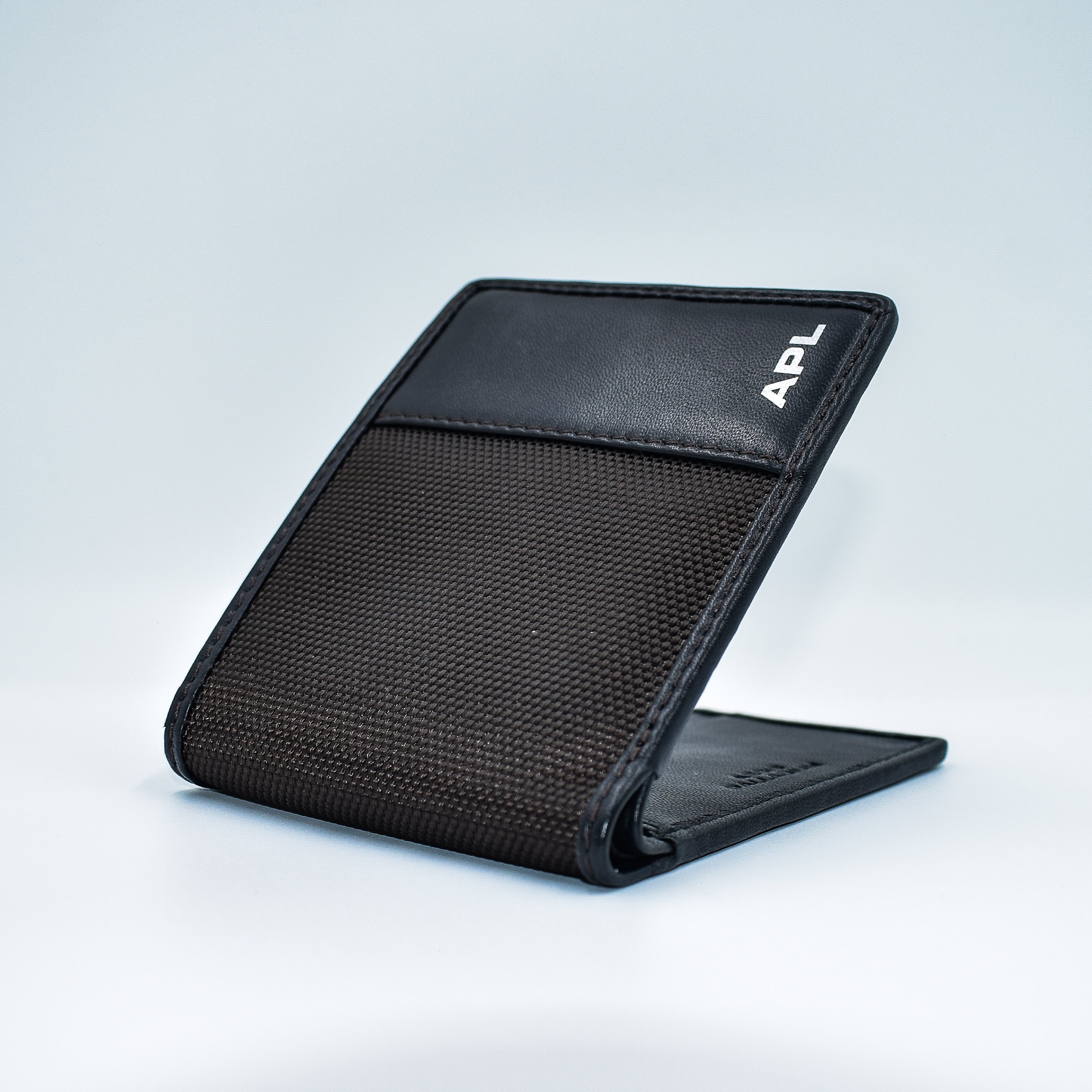 APL Core Void Bifold Men's Wallet